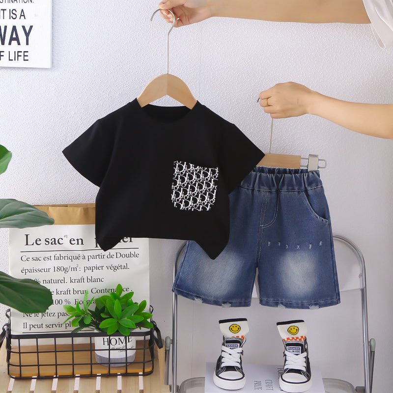Baby Outfit 2026 New Summer Style Boys' Letter Pocket Short Sleeve Shorts Two-Piece Set Children's Sports Trend