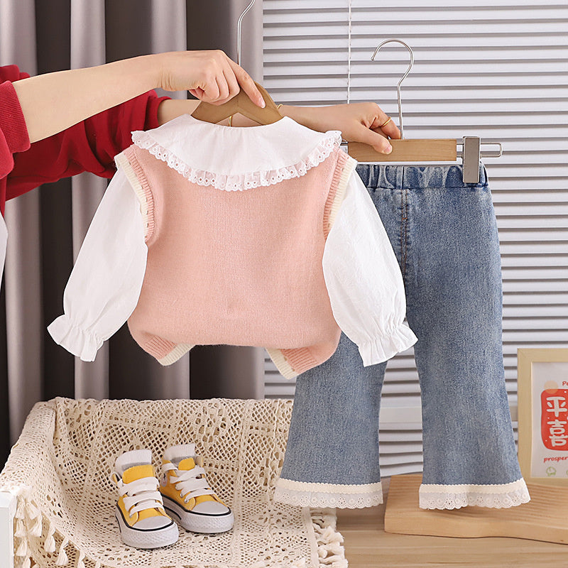 2026 New Fashionable Clothes Girls: Lace Heart Sweater Three-Piece Set, Stylish Outfit for Children, Spring and Autumn Set