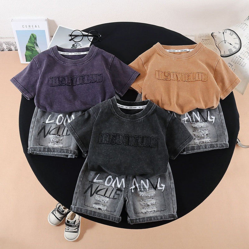 Children's Summer Short-Sleeve Set: Stylish Embroidered Letter T-Shirt and Shorts, Simple Two-Piece Casual Outfit for Boys, Trendy Korean Style