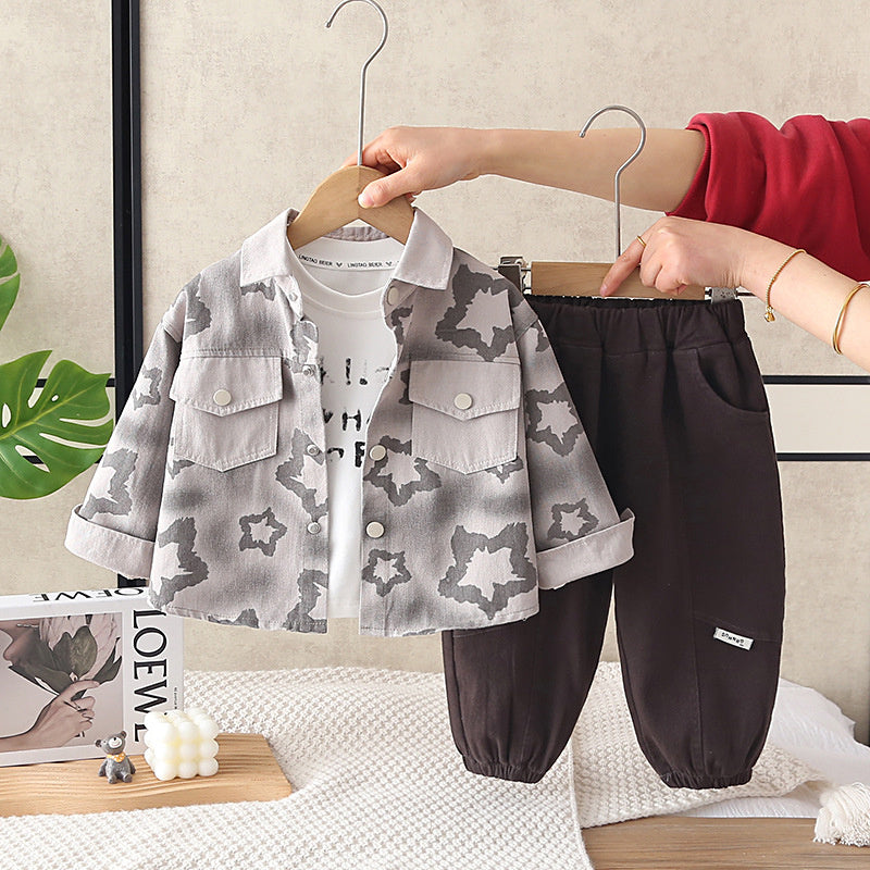 Boys' Spring Autumn Fashionable Outfit 2026 New Style Full-Leaf Pattern Cardigan Three-Piece Set for Infants and Toddlers Trendy Clothes