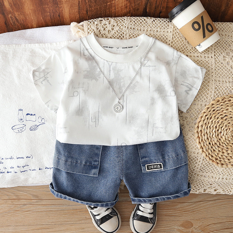 Boys' Summer Outfit 2026 New Fashionable Toddler Stylish Letter Print Short Sleeve Pants Baby Two-Piece Set