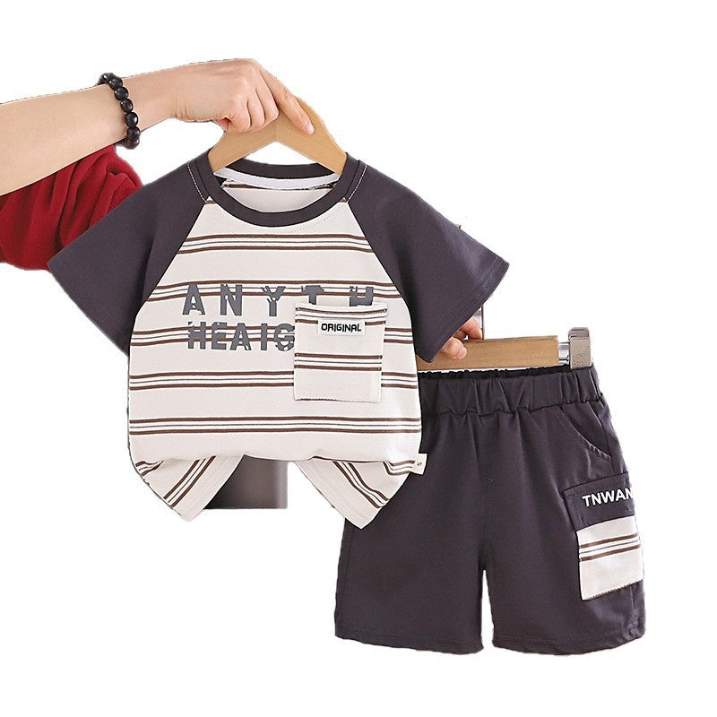 Boys' striped letter short-sleeve set, baby clothes, summer outfit for infants and children, two-piece children's clothing, trendy style