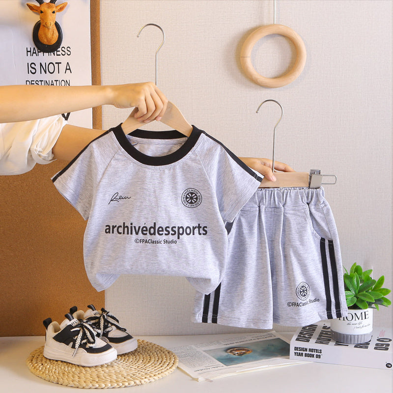 Boys' sports printed short-sleeve suit, 2026 new style, stylish summer clothing for little boys