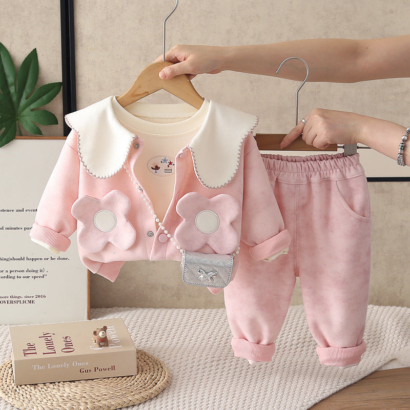 Baby girl autumn outfit set, Korean style fashionable outing clothes, baby floral pocket bag clothing, trendy three-piece set for girls