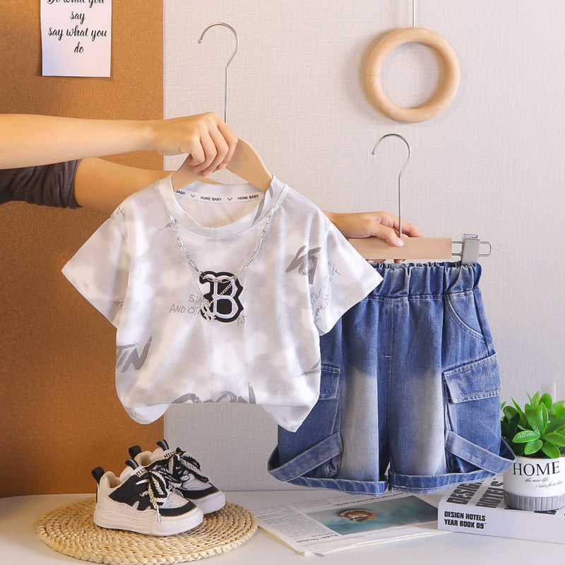 Boys' Summer Lightweight Set 2026 New Fashionable Children's Letter Necklace Short Sleeve Shorts Baby Two-Piece Trendy Outfit