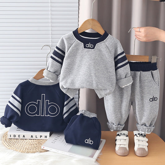Outfit 2026 New Spring and Style Autumn Bunny Sweatshirt Two-Piece Set Boys' Sports Suit Wholesale