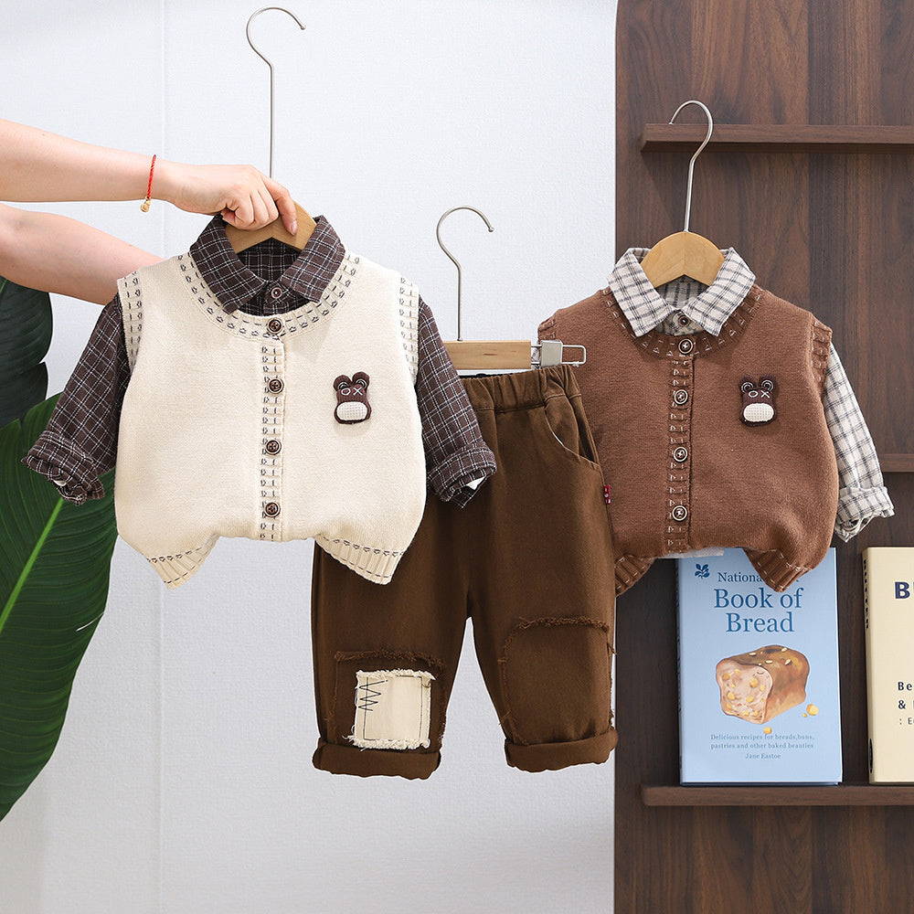Boys' Spring and Autumn 2025 New Fashionable Children's Stylish Baby 3D Bear Head Cardigan Sweater Three-Piece Set Trendy