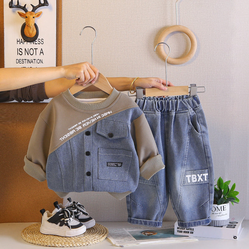 Boys' spring fashion patchwork denim sweatshirt two-piece set, stylish toddler clothes for spring, trendy baby and children's clothing