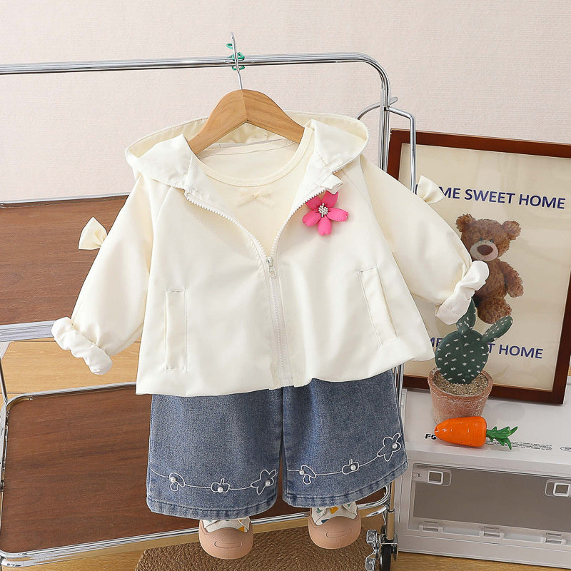 Girls' Outfit 2026 New Fashionable Floral Trench Coat Long Sleeve Three-Piece Set for Children Spring and Autumn Clothing