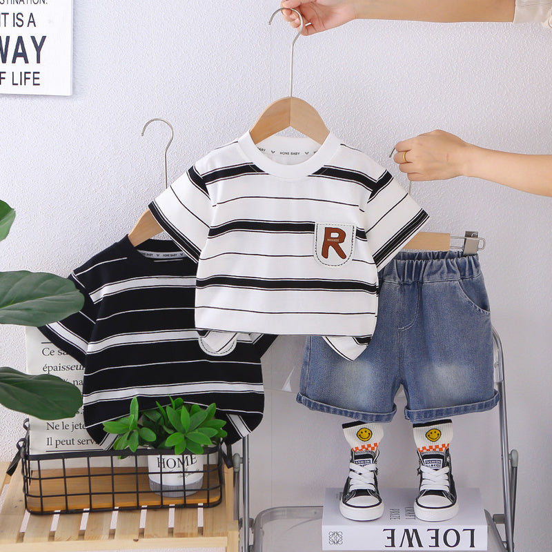 Children's Summer Outfit 2026 New Korean Style Boys' Striped Letter Print Round Neck Short Sleeve Shorts Two-Piece Set Trendy