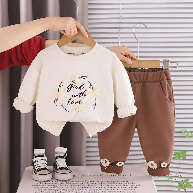 Baby girl sweatshirt set, spring and autumn outfit, girls' sportswear, 2026 new stylish two-piece outfit for little girls