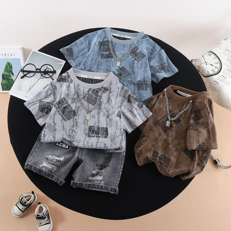 2026 New Summer Outfit for Boys Fashionable Children's Clothing Full Print Hanging Chain Letter Short Sleeve Denim Shorts Two-Piece Set