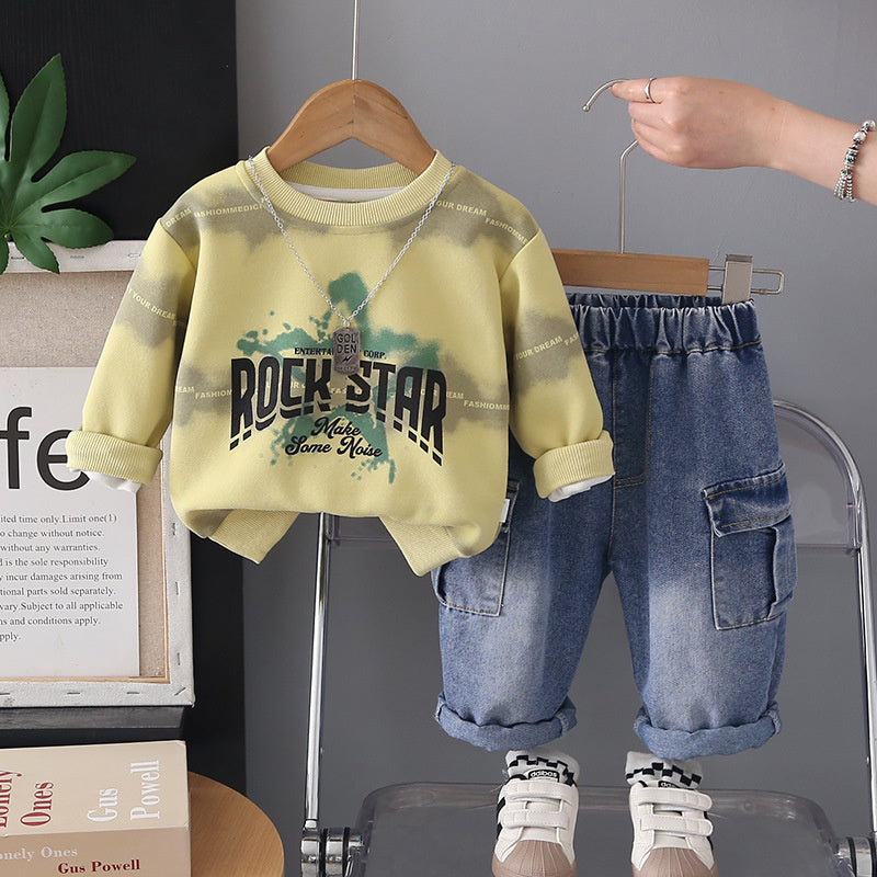 Boys' 2026 New Fashionable Children's English Necklace Sweatshirt Two-Piece Set Baby Spring and Autumn Trendy Outfit