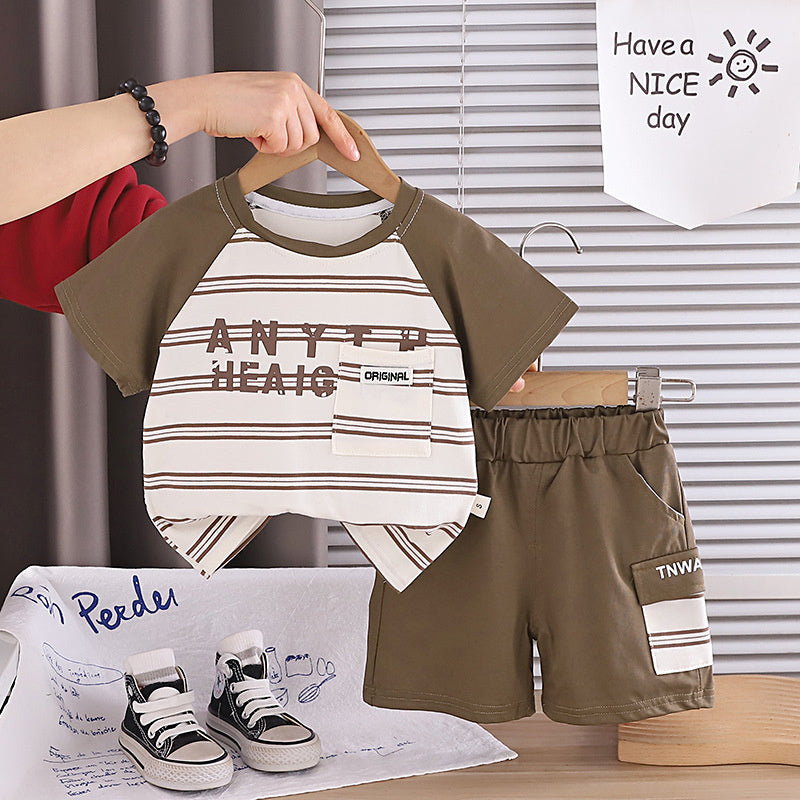 Boys' striped letter short-sleeve set, baby clothes, summer outfit for infants and children, two-piece children's clothing, trendy style