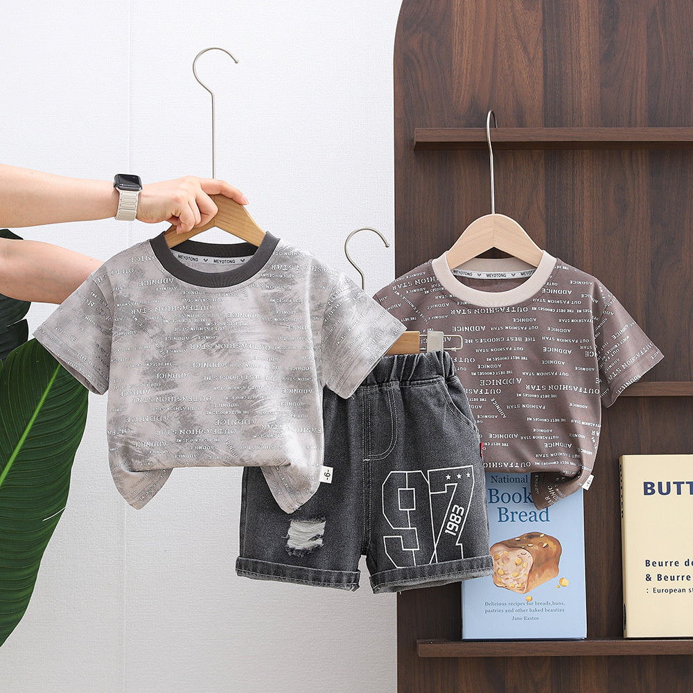 Boys' Summer Short-Sleeve Outfit 2026 New Fashionable Baby Boy Casual Two-Piece Set with 3D Full-Print Letters Trendy