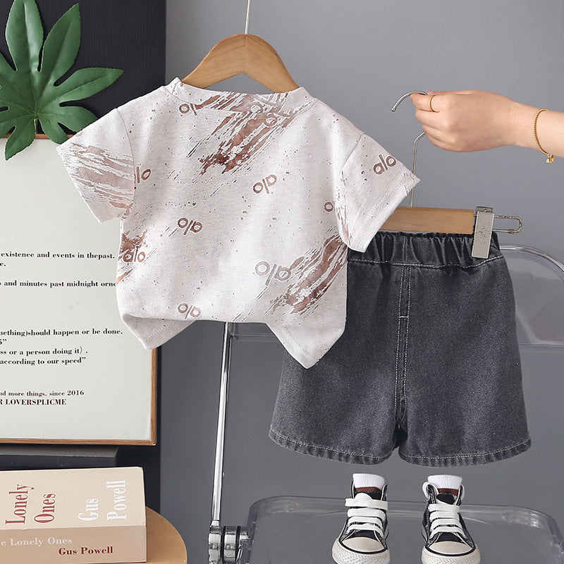 Boys' Summer Outfit 2026 New Fashionable Toddler Set Stylish Baby Jacquard Necklace Short Sleeve Pants Trendy