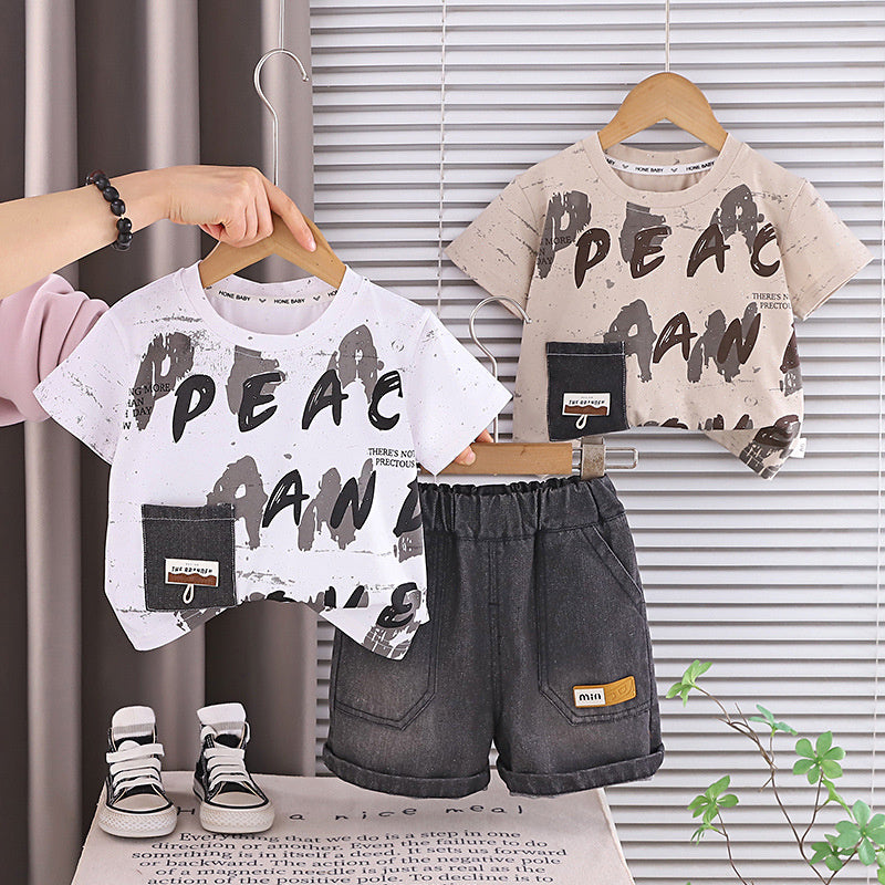 Baby clothes summer, thin short-sleeve set with English graffiti boys, suitable outdoor wear, for boys aged 0 to 1 year old