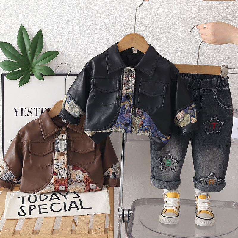 Boys' Autumn Outfit 2026 New Spring-Autumn Style Infants and Toddlers, Stylish Jacquard Bear Leather Jacket Three-Piece Set for Babies