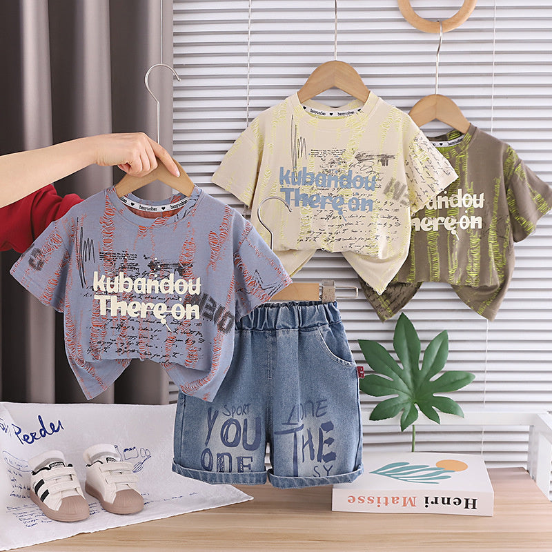 Boys' Short-Sleeve 2026 New Summer Outfit Baby Stylish Korean Version Ripped Letter Print Thin Two-Piece Trendy Set
