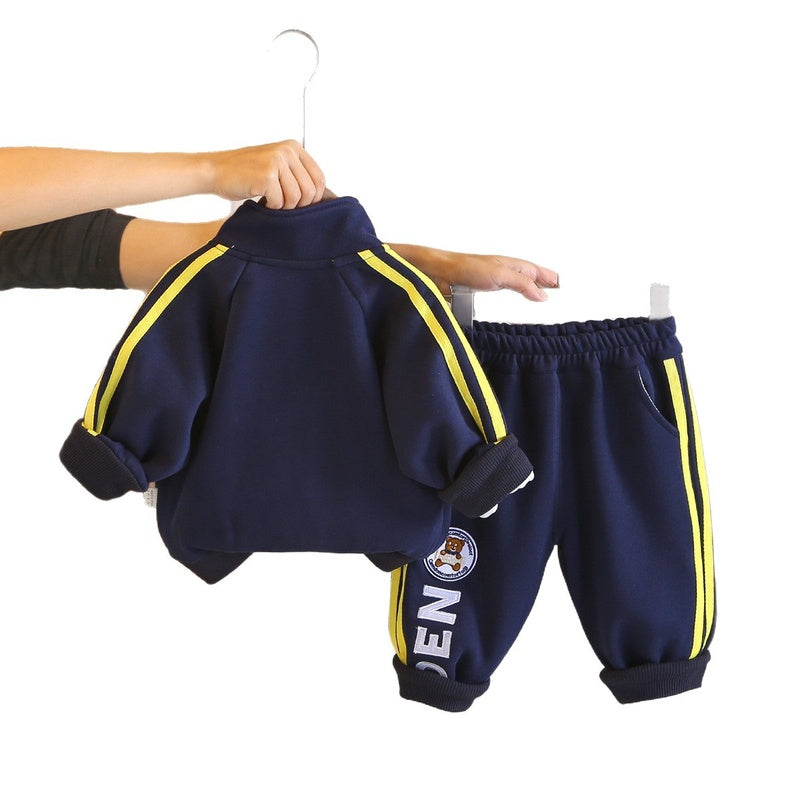 Boys' Outfit: Stylish Round-Logo Bear Three-Piece Set, Fashionable and Trendy Baby Spring Clothes for Toddlers