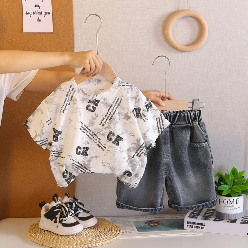 Boys' Outfit: Baby Boy Letter Print Round Neck Short Sleeve T-shirt and Denim Shorts Two-Piece Summer Set, Trendy Children's Clothing