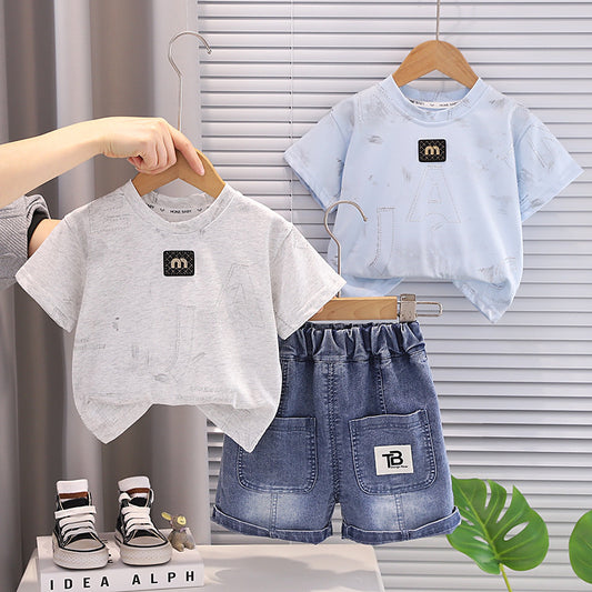 Boys' Summer Outfit 2026 New Style: Toddler Letter Chest Patch Round Neck Short Sleeve Shorts Baby Two-Piece Trendy Set