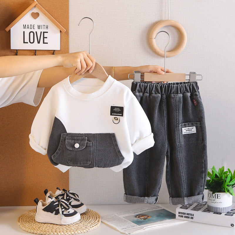 Stylish autumn outfit baby boys, two-piece denim sweatshirt set for boys in spring and autumn, trendy children's clothing