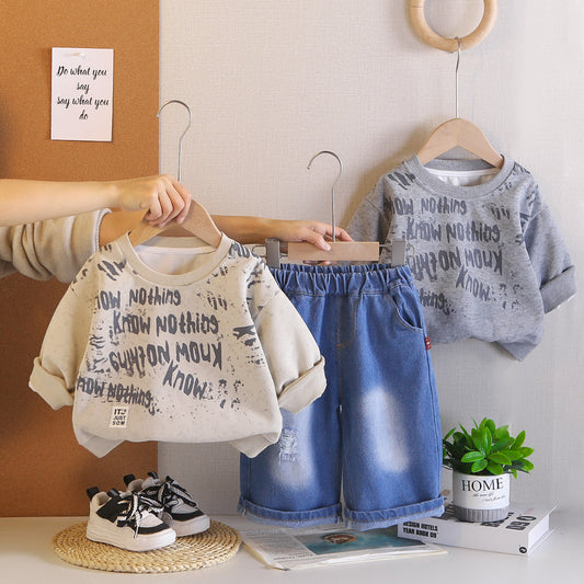 Boys' outfit with stylish letter-print sweatshirt denim pants set, cool spring clothing for toddlers and children