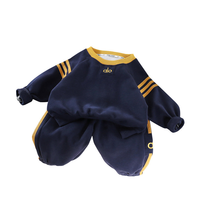 Boys' Outfit 2026 New Fashionable Baby Sweatshirt with Letter Print on the Collar Children's Spring and Autumn Casual Two-Piece Set