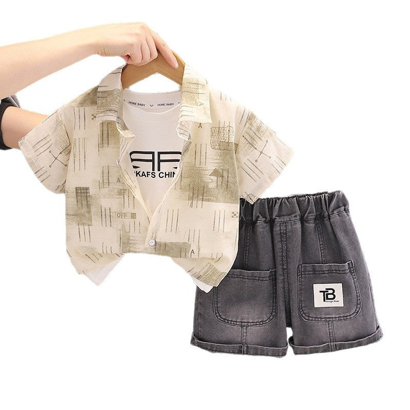 Boys' outfit with striped short-sleeve shirt set, new stylish baby clothes, trendy children's summer three-piece set