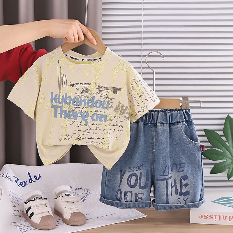 Boys' Short-Sleeve 2026 New Summer Outfit Baby Stylish Korean Version Ripped Letter Print Thin Two-Piece Trendy Set