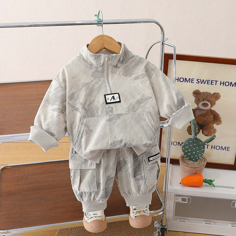 Boys' children's clothing 2026 outfit stylish baby spring and autumn vertical collar letter logo two-piece set infant clothes