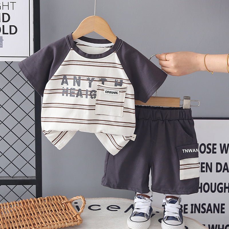 Boys' striped letter short-sleeve set, baby clothes, summer outfit for infants and children, two-piece children's clothing, trendy style