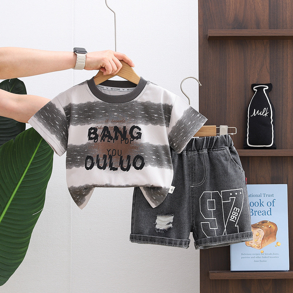 Boys' Summer Outfit 2026 New Stylish Korean Version Children's Gold-Embossed Wide-Striped Short-Sleeve Two-Piece Set Trendy Baby Clothes