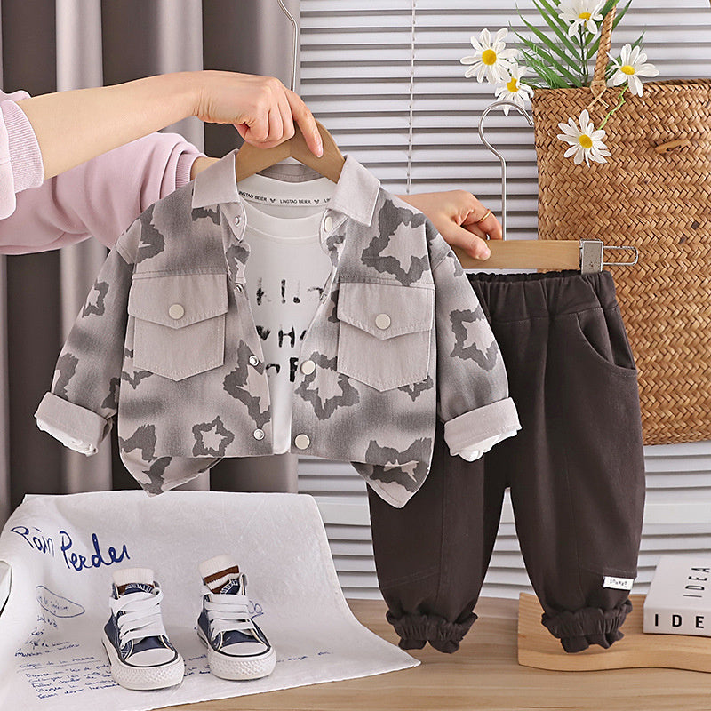 Boys' Spring Autumn Fashionable Outfit 2026 New Style Full-Leaf Pattern Cardigan Three-Piece Set for Infants and Toddlers Trendy Clothes