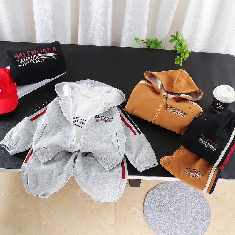 Boys' Autumn Outfit, New Spring Style for Baby Boys, Casual and Stylish Children's Clothing, Three-Piece Set with Colorful Stripes on the Shoulders