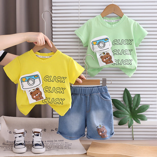 Boys' Outfit 2026 New Cool and Stylish Children's Summer Clothes Baby Bear Camera Short Sleeve Two-Piece Set Trendy