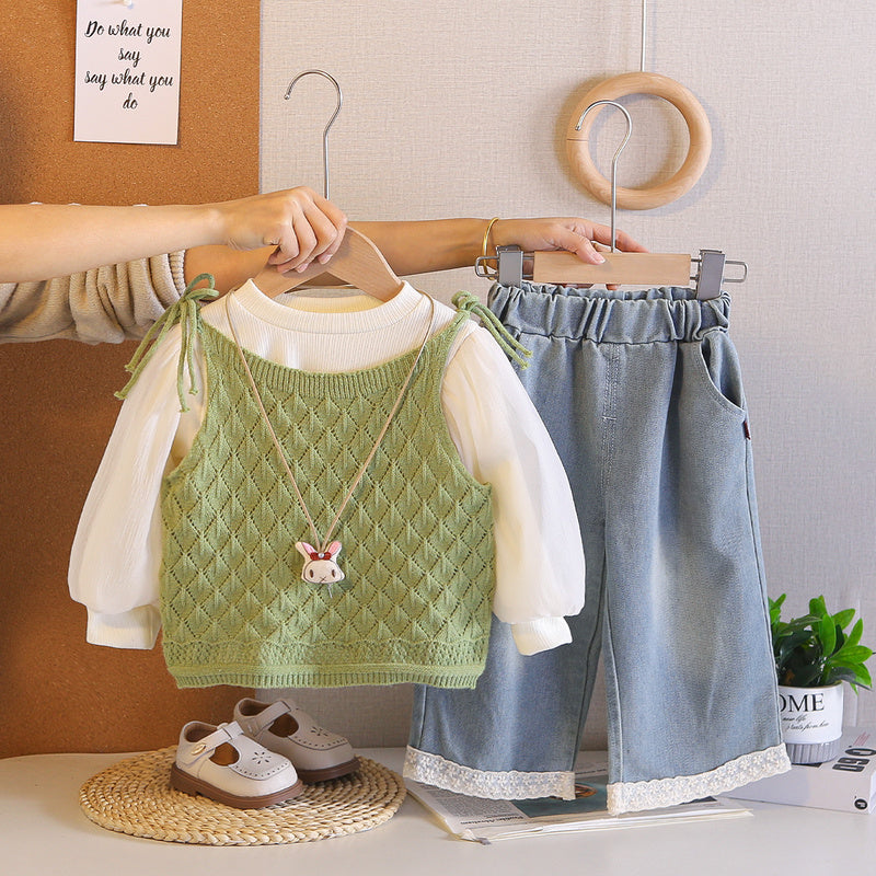 2026 Spring Outfit Baby Stylish Long-Sleeve Autumn Set for Girls, Knitted Vest, Sweater, and Camisole Three-Piece Set, Wholesale