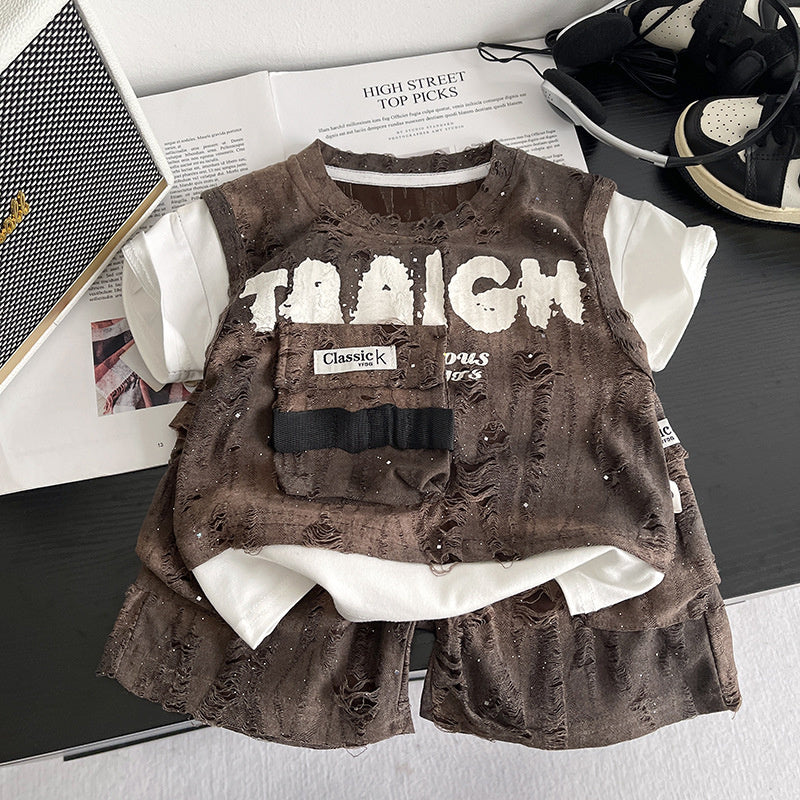 Boys' Outfit 2026 New Fashionable Letter Print Ripped Short Sleeve Baby Summer Shorts Children's Clothing