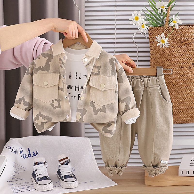 Boys' Spring Autumn Fashionable Outfit 2026 New Style Full-Leaf Pattern Cardigan Three-Piece Set for Infants and Toddlers Trendy Clothes