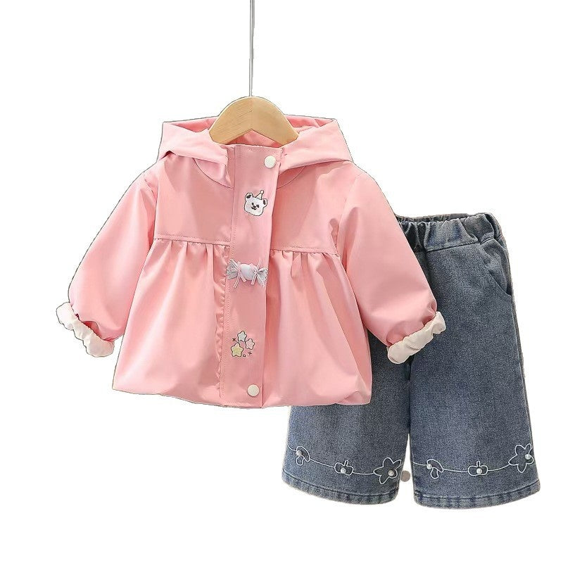 Girls' Outfit 2026 New Fashionable Stylish Children's Baby Girl Spring and Autumn Hooded Candy Bear Three-Piece Set