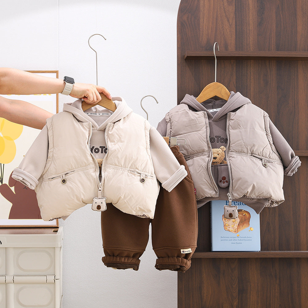 Boys' Fleece-Lined Thickened Bear Pendant Three-Piece Stylish Baby Vest Toddler Winter Outfit Set