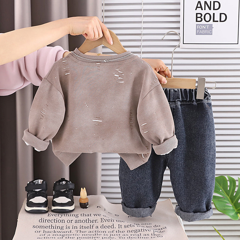 Boys' stylish fall outfit with ripped hoodie necklace set, trendy spring autumn clothing for toddlers and fashionable infants