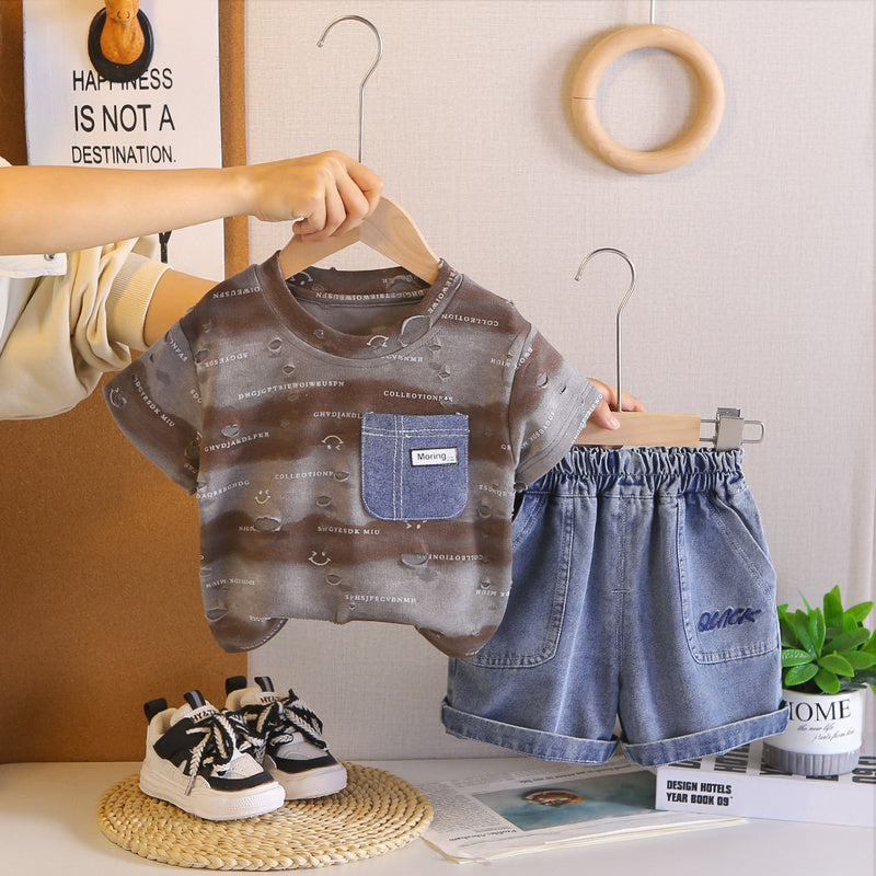 2026 Summer Boys' Outfit: Stylish Baby Smiley Face Wave Pattern Short Sleeve Two-Piece Set for Boys, Korean Style Trendy