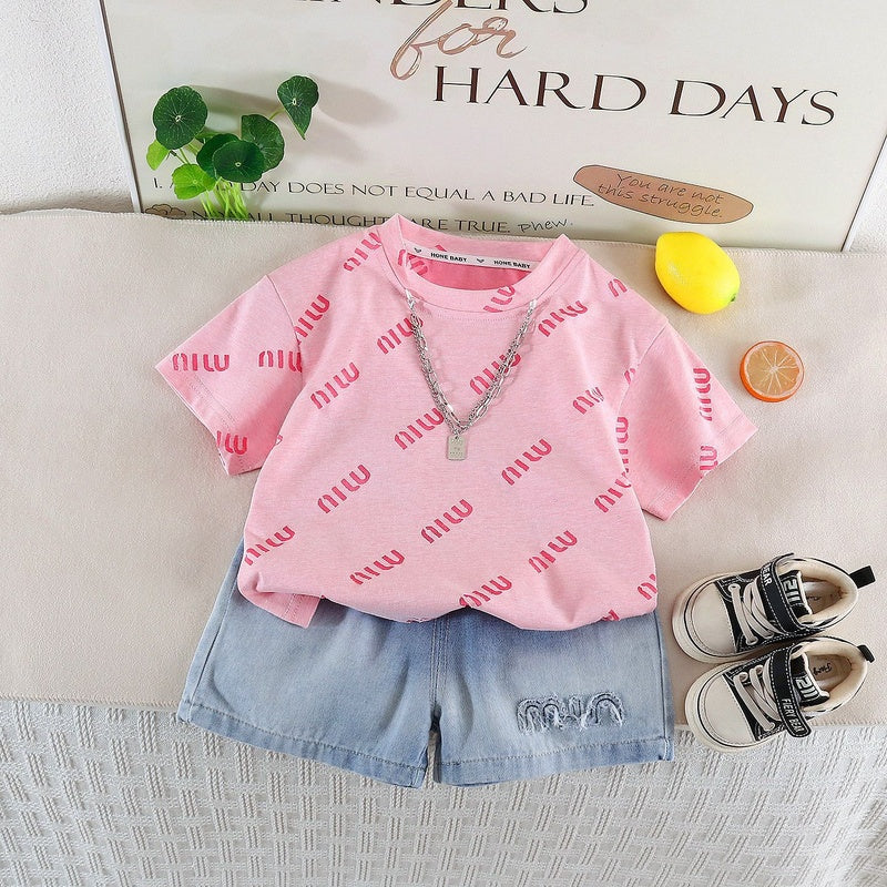 Children's Summer Outfit 2026 Model, Thin Casual Two-Piece for Boys Girls, Short-Sleeve Set with Chain and Full Letter Print, Trendy