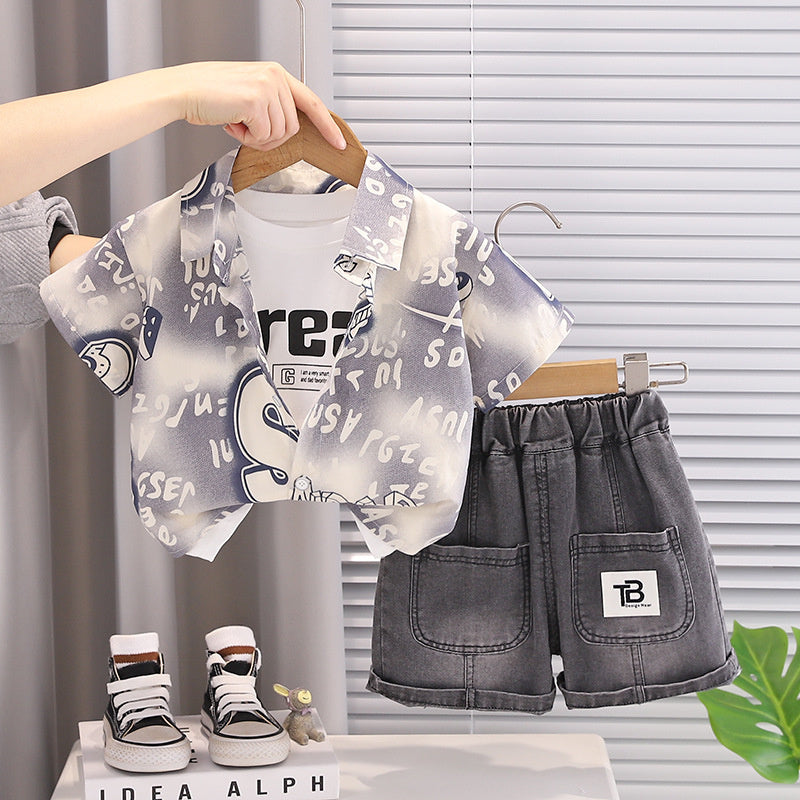New stylish summer outfit boys: trendy three-piece set for toddlers and children with letter-print short-sleeve shirt