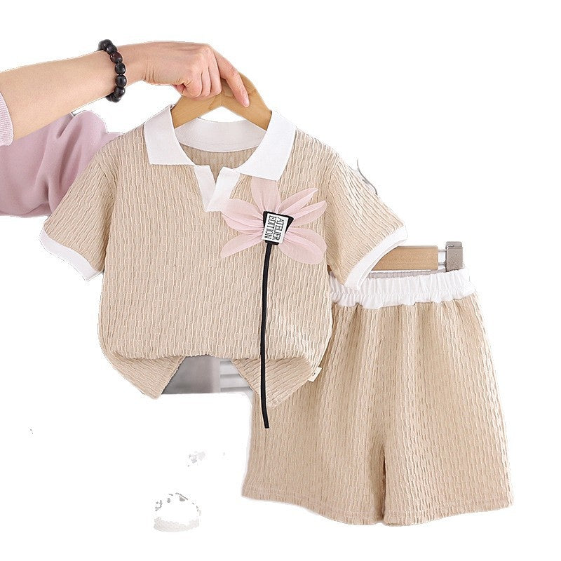 Baby Girl Outfit 2026 New Fashionable Girls' Summer Two-Piece Set with Floral Chest Design, Short Sleeve and Shorts