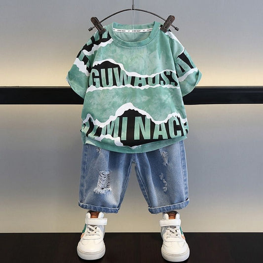 Boys' Short-Sleeve Suit 2026 New Fashionable Summer Outfit Boys, Cool and Stylish Streetwear for Kids, Popular Children's Clothing
