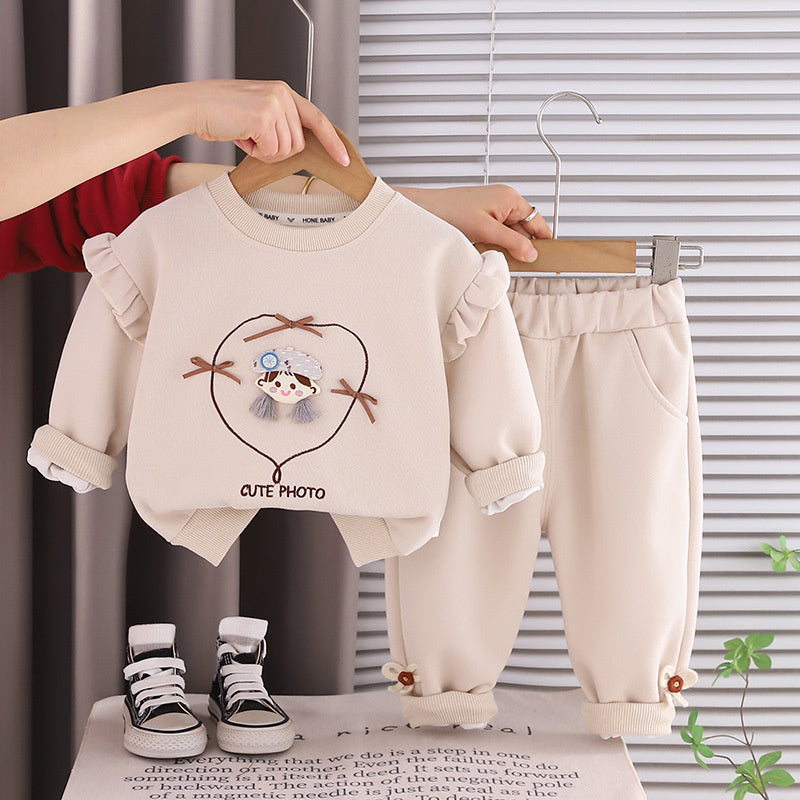 Girls' Outfit 2026 New Fashionable Children's Stylish Baby Girl Spring and Autumn Cute Sweatshirt Two-Piece Set Wholesale