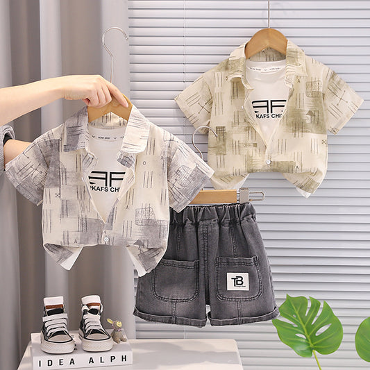 Boys' outfit with striped short-sleeve shirt set, new stylish baby clothes, trendy children's summer three-piece set